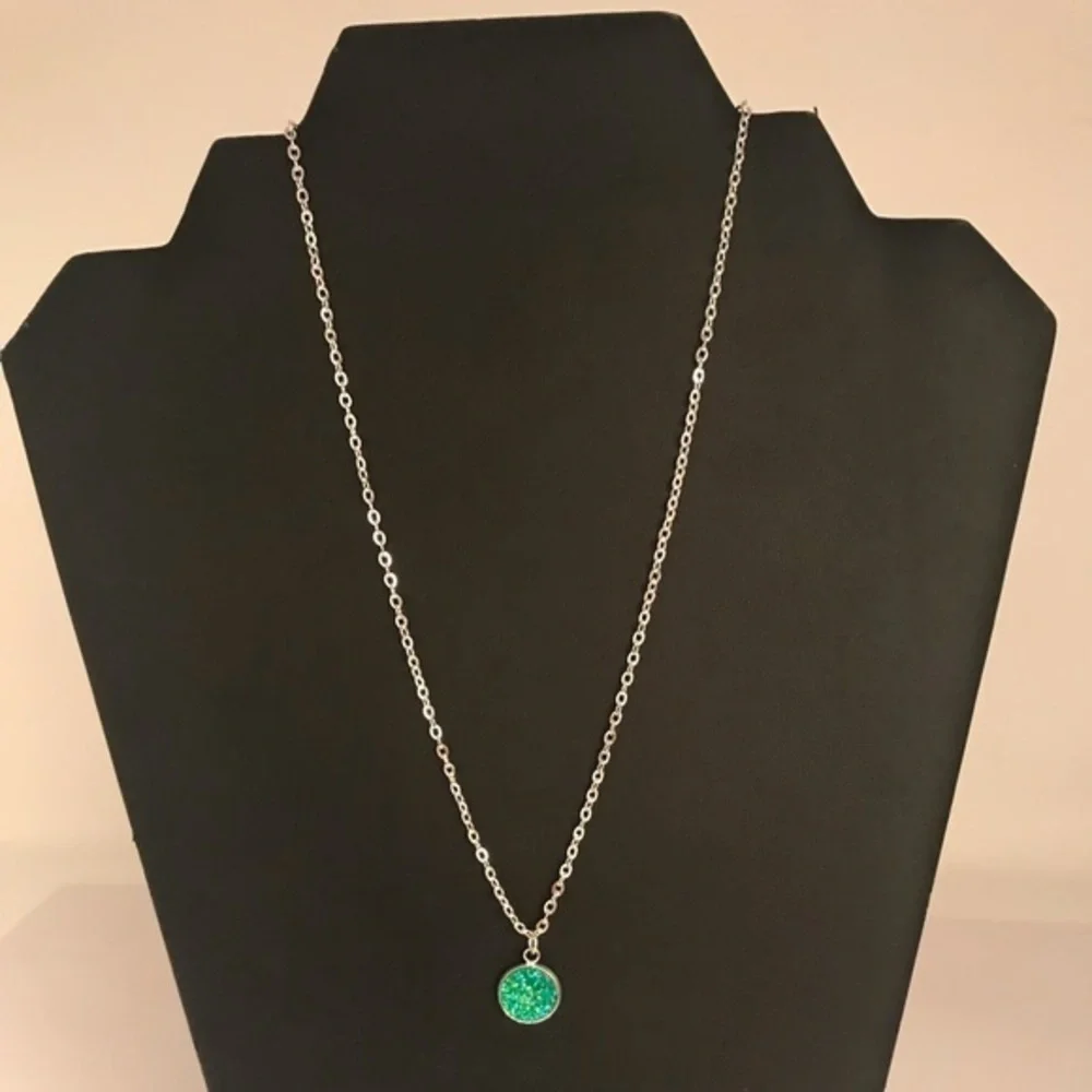 Tropikel Designs green resin